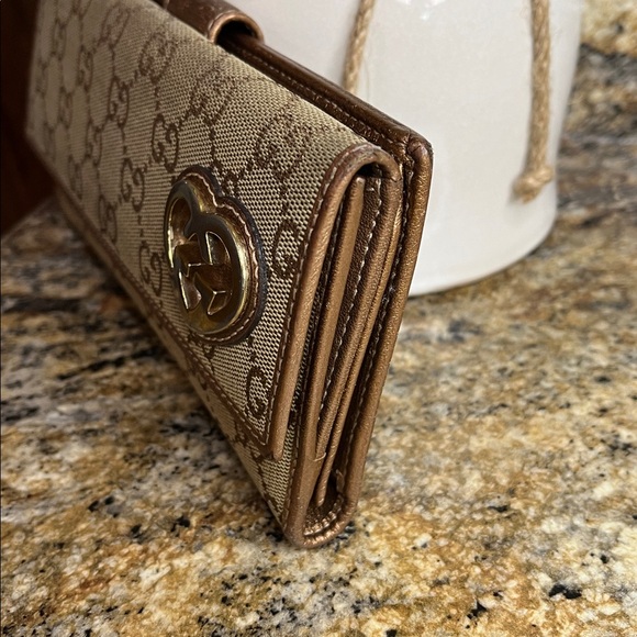 Gucci EUC  Monogram Lovely Heart Continental Canvas Wallet - Picture 6 of 12